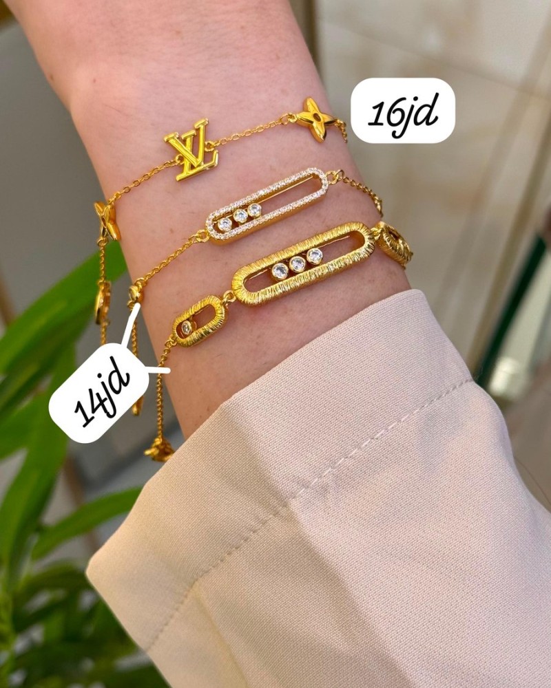 أساور 16 د.أ (1) أساور 16 د.أ (1)