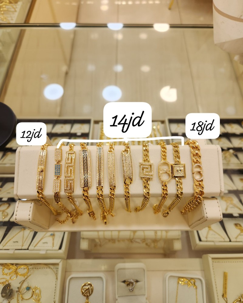 أساور 14 د.أ (40) أساور 14 د.أ (40)
