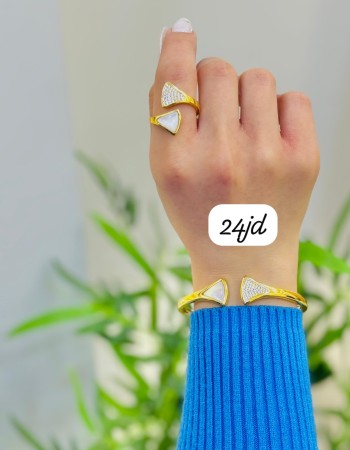 أساور 24 د.أ (24)