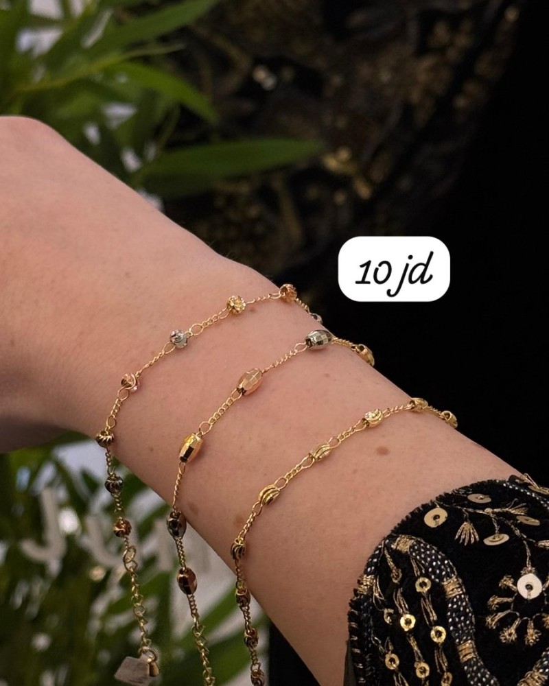Bracelets 10 JD (2) Bracelets 10 JD (2)