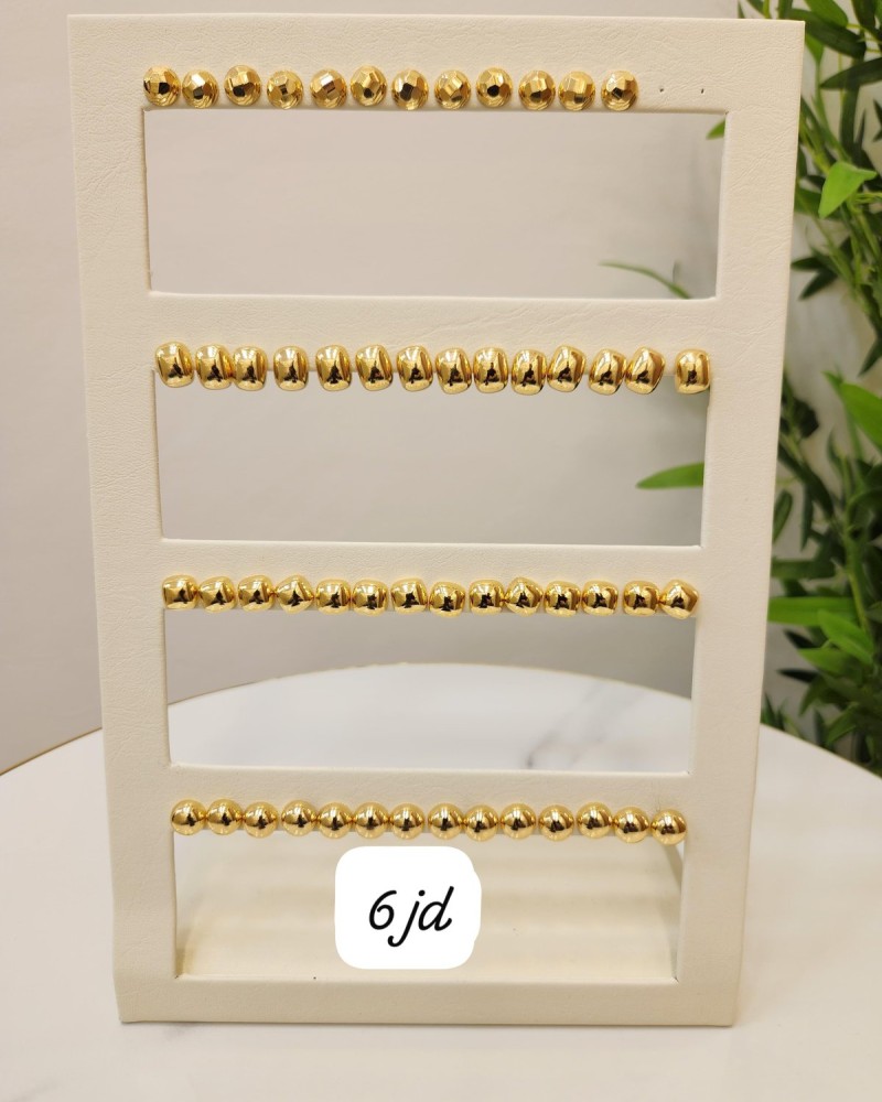 Earrings 6 JD (2) Earrings 6 JD (2)