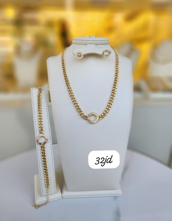 أطقم 32 د.أ (2) أطقم 32 د.أ (2)