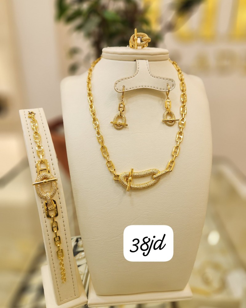 أطقم 38 د.أ (2)