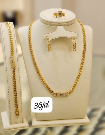 أطقم 36 د.أ (7) أطقم 36 د.أ (7)