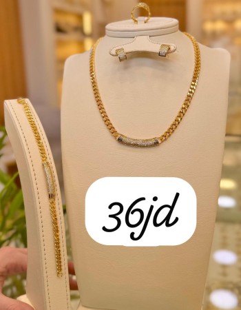 أطقم 36 د.أ (10) أطقم 36 د.أ (10)