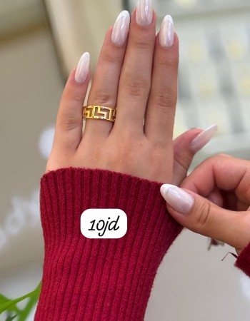 Rings 19 AED (10) Rings 19 AED (10)